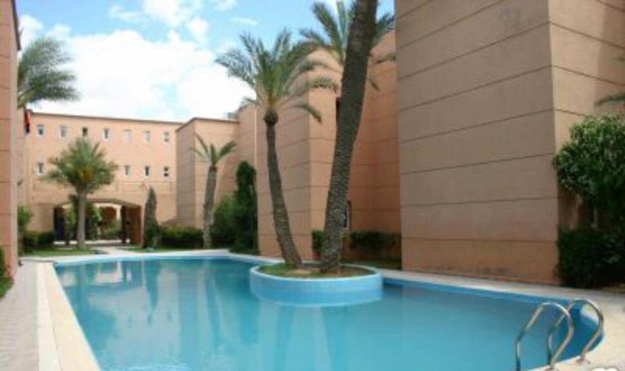 Maison Riad Traditionnel Idealement Situe A Marrakech Marakeş Dış mekan fotoğraf