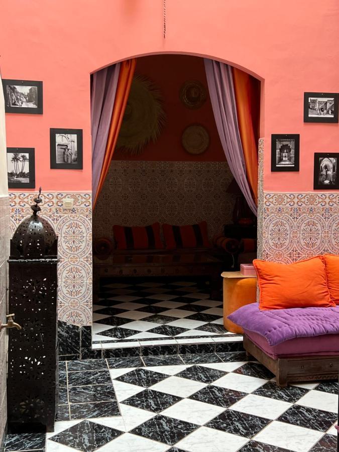 Maison Riad Traditionnel Idealement Situe A Marrakech Marakeş Dış mekan fotoğraf