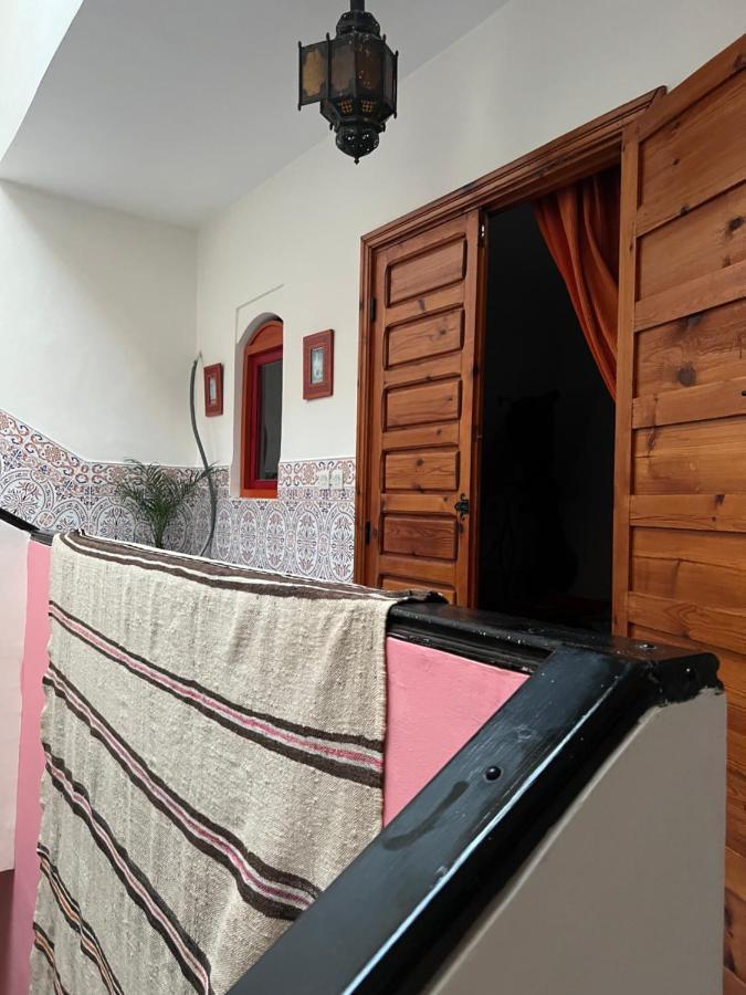 Maison Riad Traditionnel Idealement Situe A Marrakech Marakeş Dış mekan fotoğraf