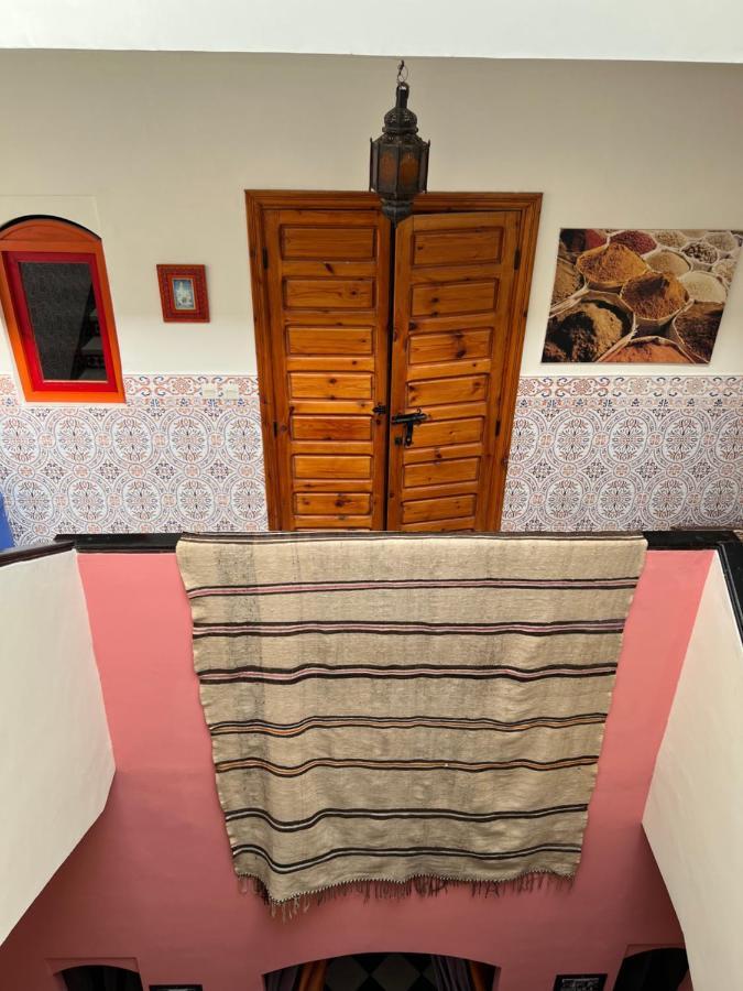 Maison Riad Traditionnel Idealement Situe A Marrakech Marakeş Dış mekan fotoğraf