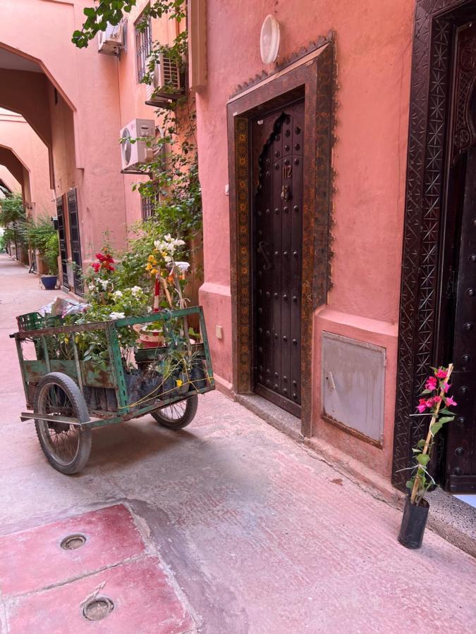 Maison Riad Traditionnel Idealement Situe A Marrakech Marakeş Dış mekan fotoğraf
